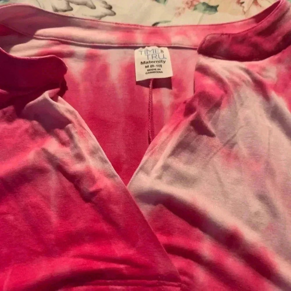 NWT Time & Tru Women’s Maternity Top Size Medium - Picture 6 of 10